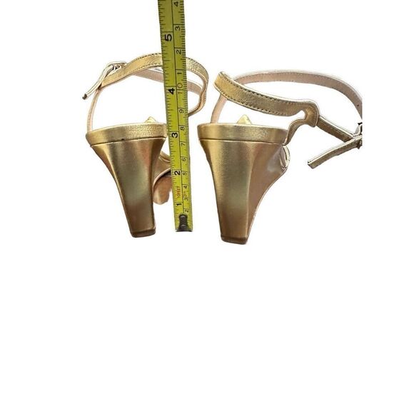 $425 STUART WEITZMAN GLORIA LEATHER WEDGE SANDAL PLATINO METALLIC  71/2 - Picture 7 of 10